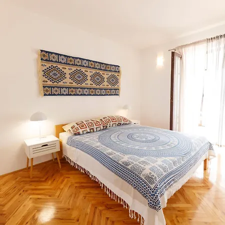 Semesterbostad Vila Pisak